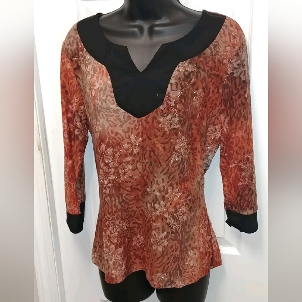 Brittany Black  floral top